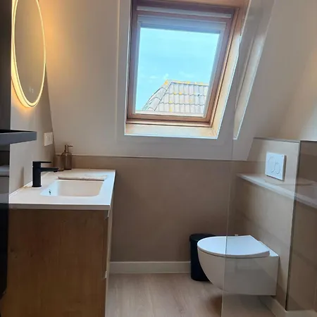 Maison Lavandelle * ميدل كيرك